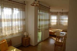 Гостевой дом Karadzhovy Guest House Калофер-6